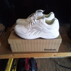Shoe