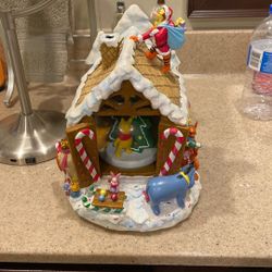 Disney Store A Holiday Celebration Pooh Family Holiday Musical Snowglobe