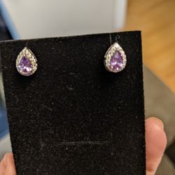 Eye Catching Authentic Amethyst And Diamond Earrings 