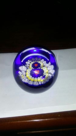 Beautiful miniature heart paper weight