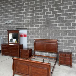 Solid Wood Bedroom Set 