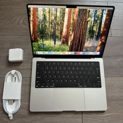 MacBook Pro 14" M3 Max 36gb/1Tb