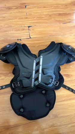 Xenith shoulder pads