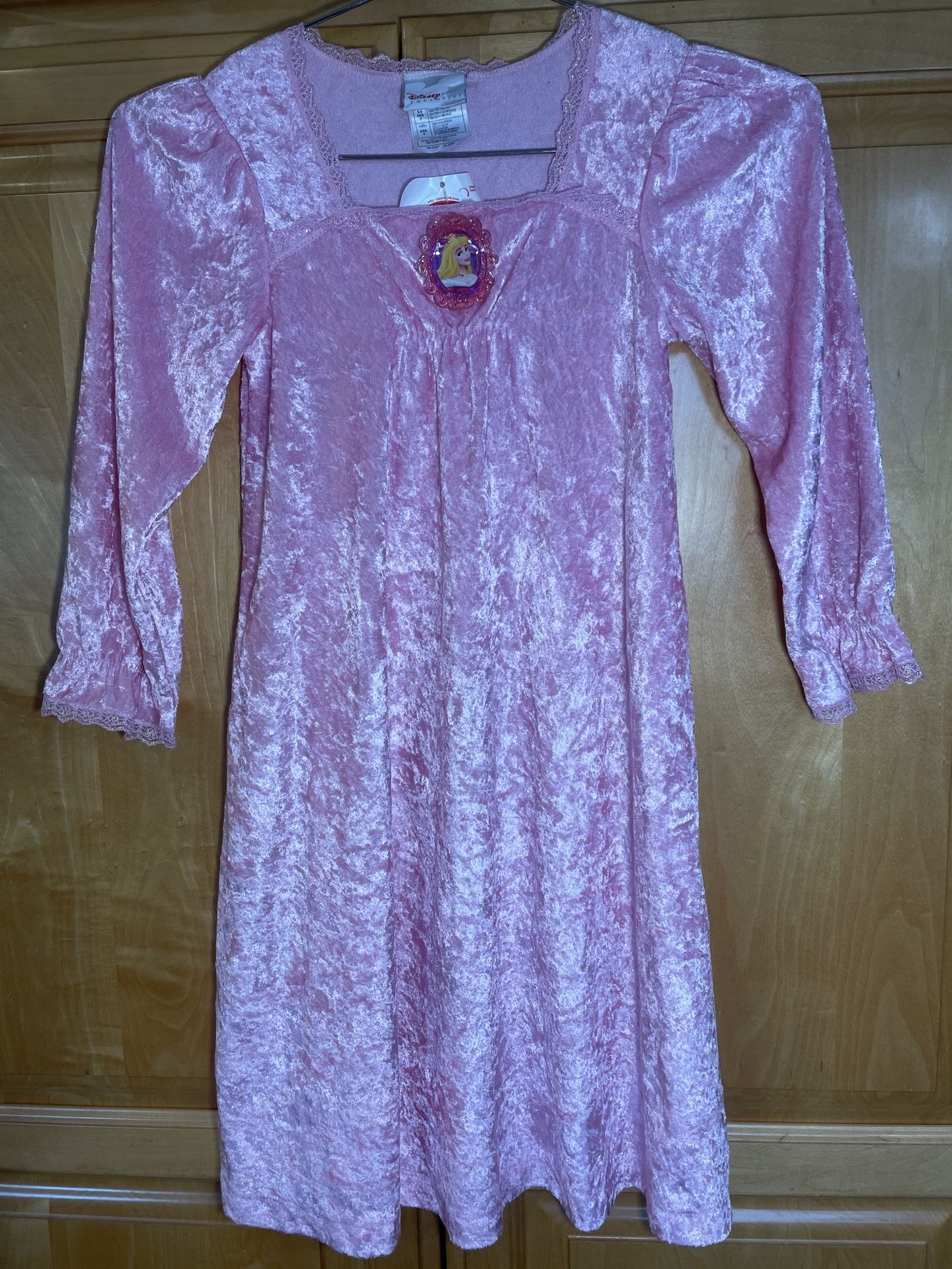 1) 2) 3) items Please each $3 -Off price Pink Princess Dress