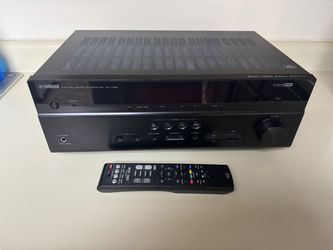 Yamaha RX-V385 5.1-channel 4K AV /Bluethooth Receiver in good working condition