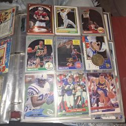 Basketball Footbal Baseball Cards 