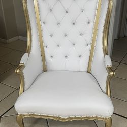 Throne Chair 