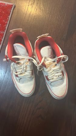 Jordan’s 4”s Valentine Red&white