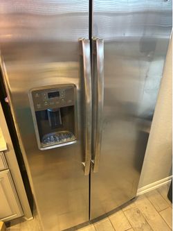 GE Refrigerator
