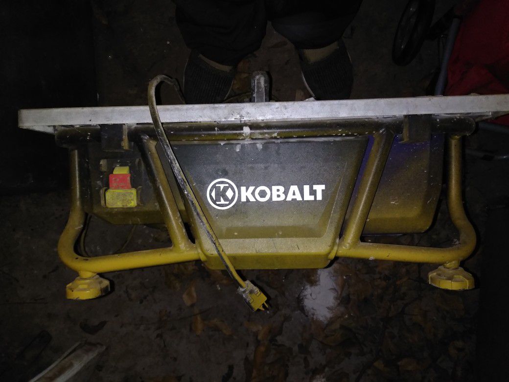 Kobalt Wet Saw