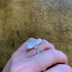 Sterling silver 925 and white pearl ring, size 5.5-6