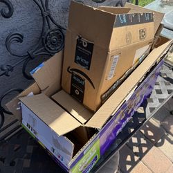 Free Boxes Some Are Nested Inside pick Up At 19th Ave And Glendale 