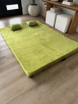 Green Velvet Floor Mattress with Pillows