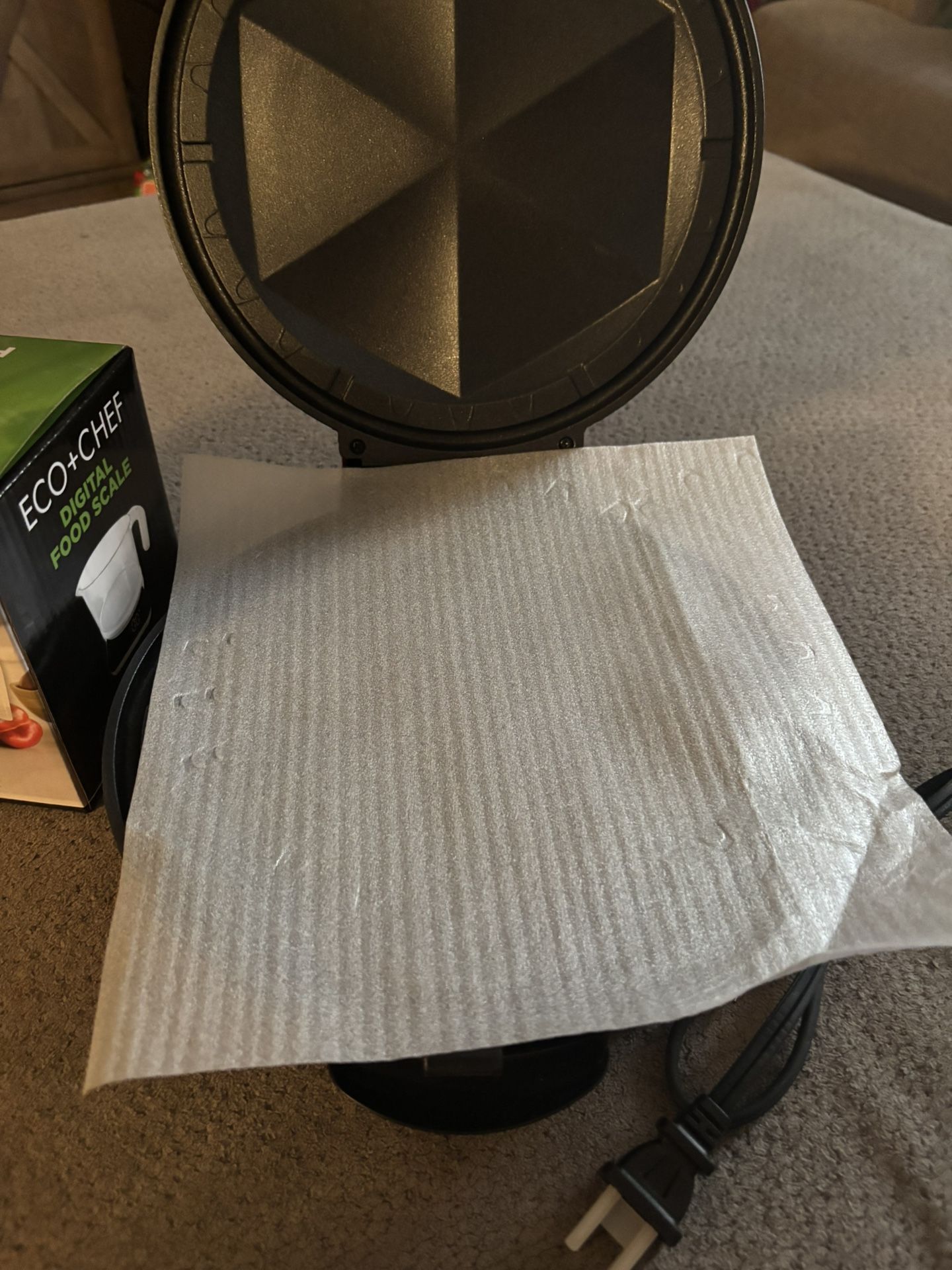 Quesadilla Maker And Food Scale