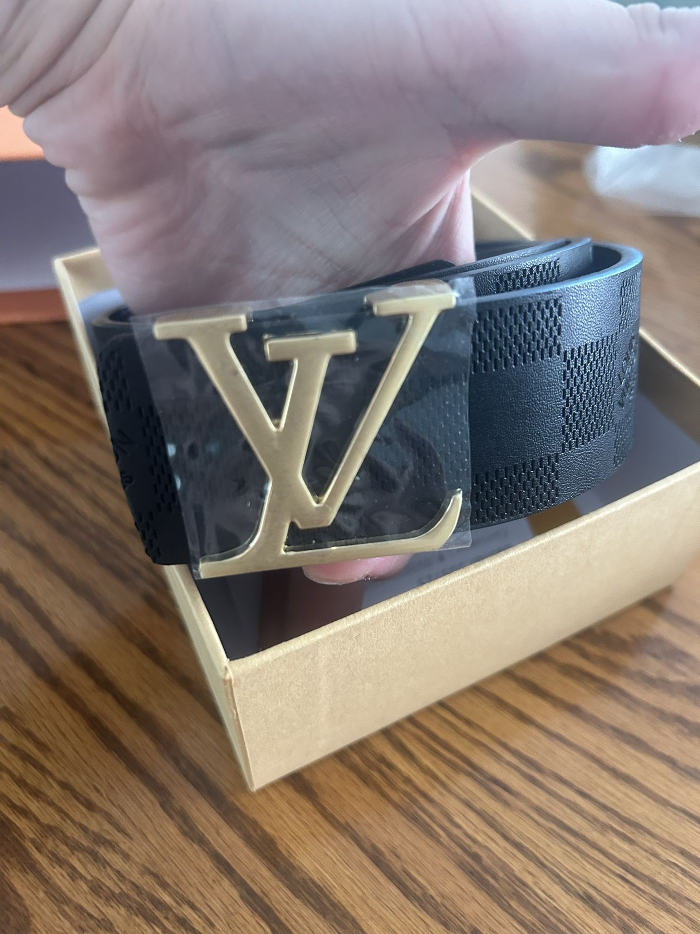 Lv Belt