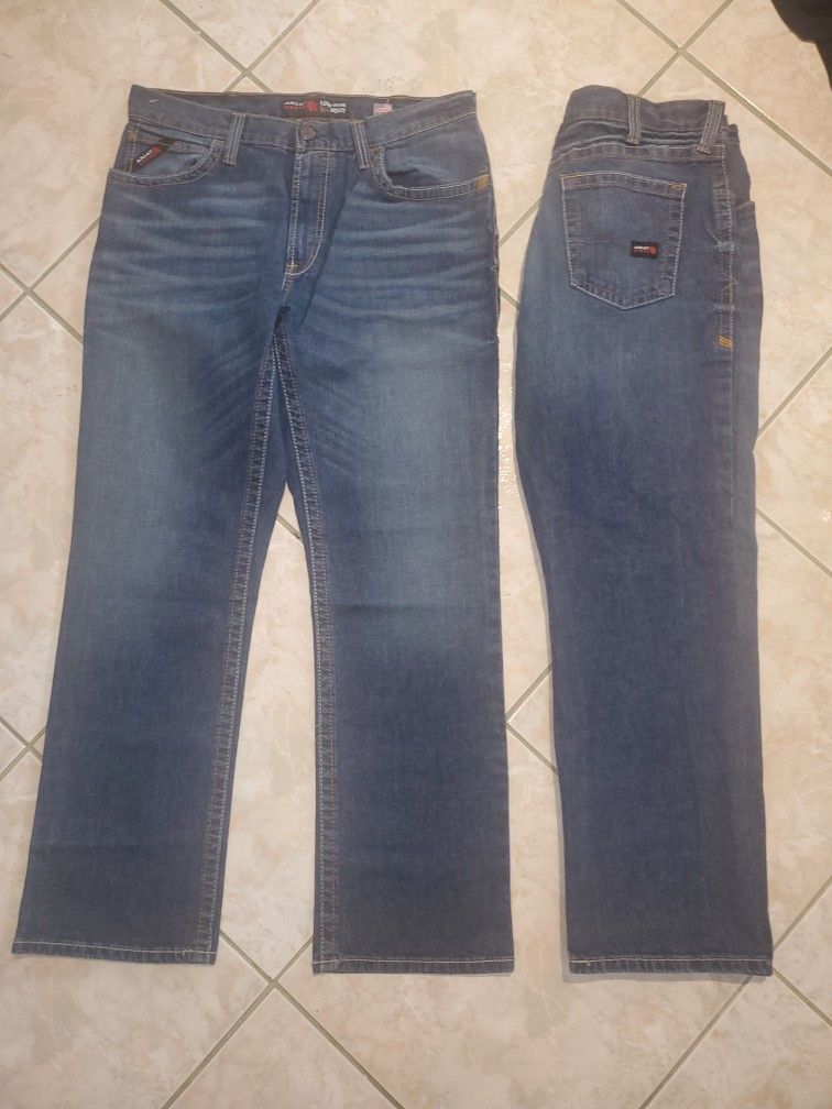 2 ARIAT FR DURASTRETCH M4 BOOT CUT MEN'S WORK JEANS SIZE 35X32