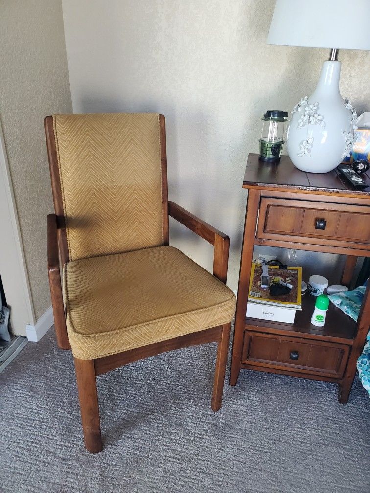 Chair With Arms