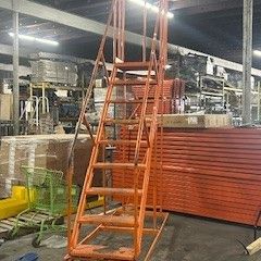 9 step rolling ladder