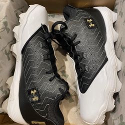 Under Armour HARPER Baseball Cleats men’s size 9, 8, 7.5
