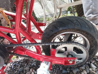 Mini bike with carburetor included
