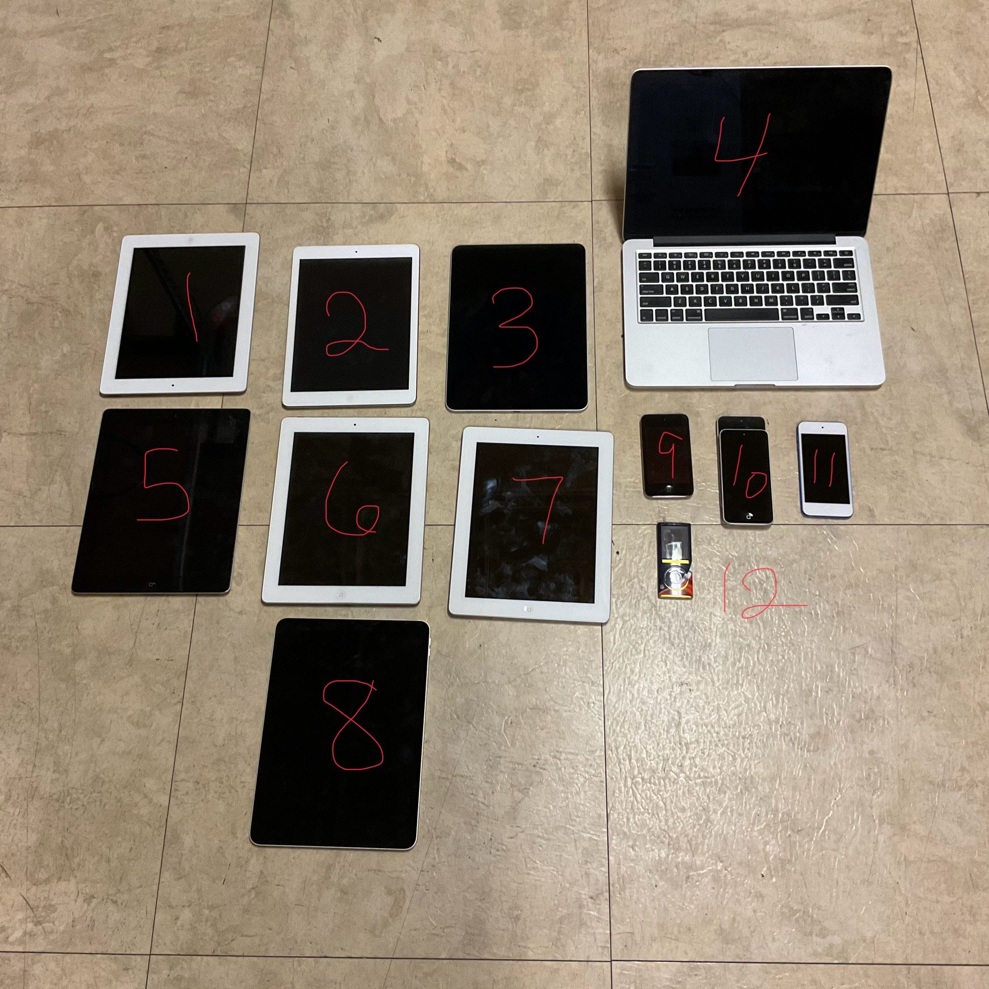 Apple IPad IPod MacBook Pro for Parts