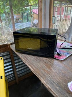 Proctor Silex Black Compact Microwave
