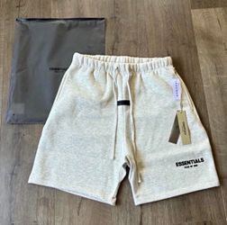 Fear of God Essentials M/L Light Oatmeal Mens Shorts