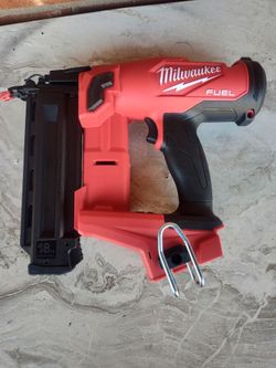 Milwaukee Fuel 18GA Brad Nailer (Tool Only)