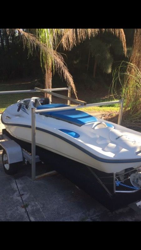 Sea spi boat