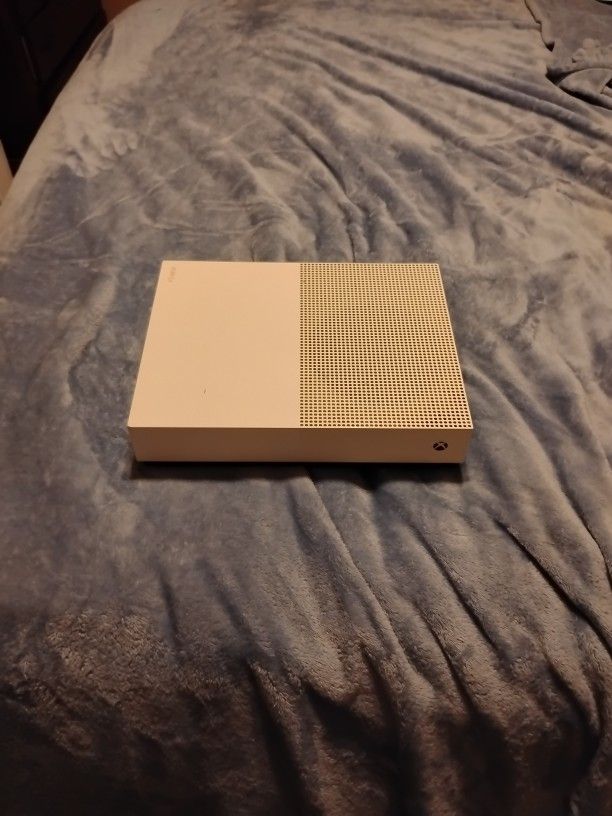 Xbox One S And Cables And Wired Controller With Unopened 2 Rechargeable Battery Packs