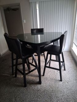 Black Glass Top Bar Height Table with 4Chairs