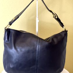 COACH💥VINTAGE💥Black Soft Leather Hobo Bag