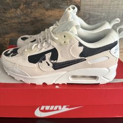 Nike Air Max Futura Cow Print