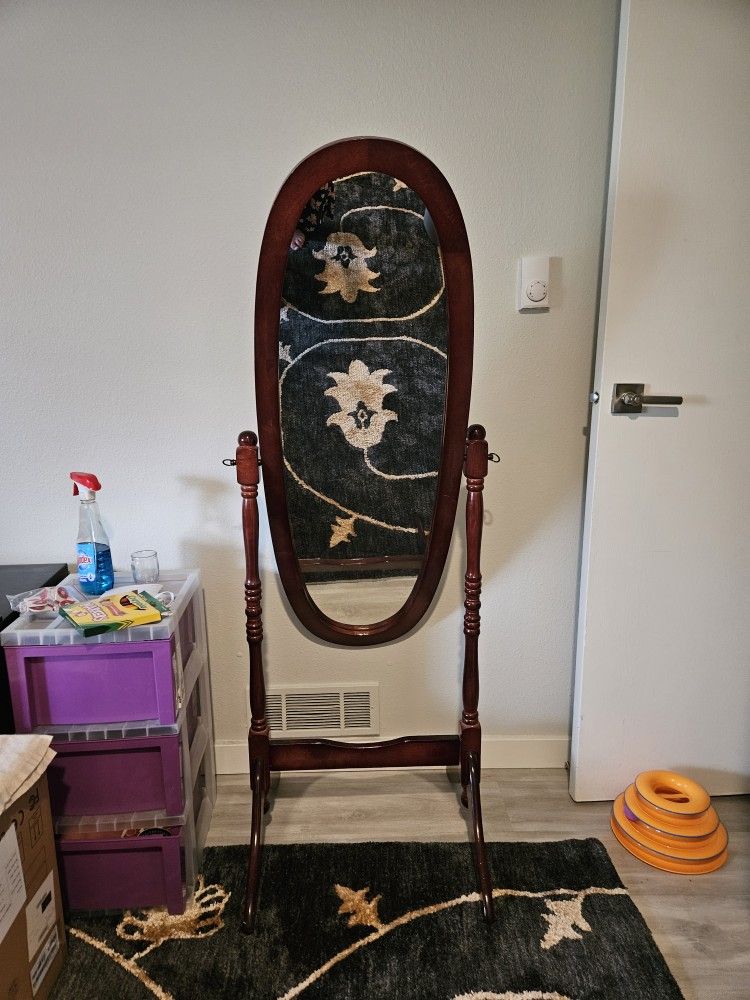 Oval Free Standing (Cheval) Mirror