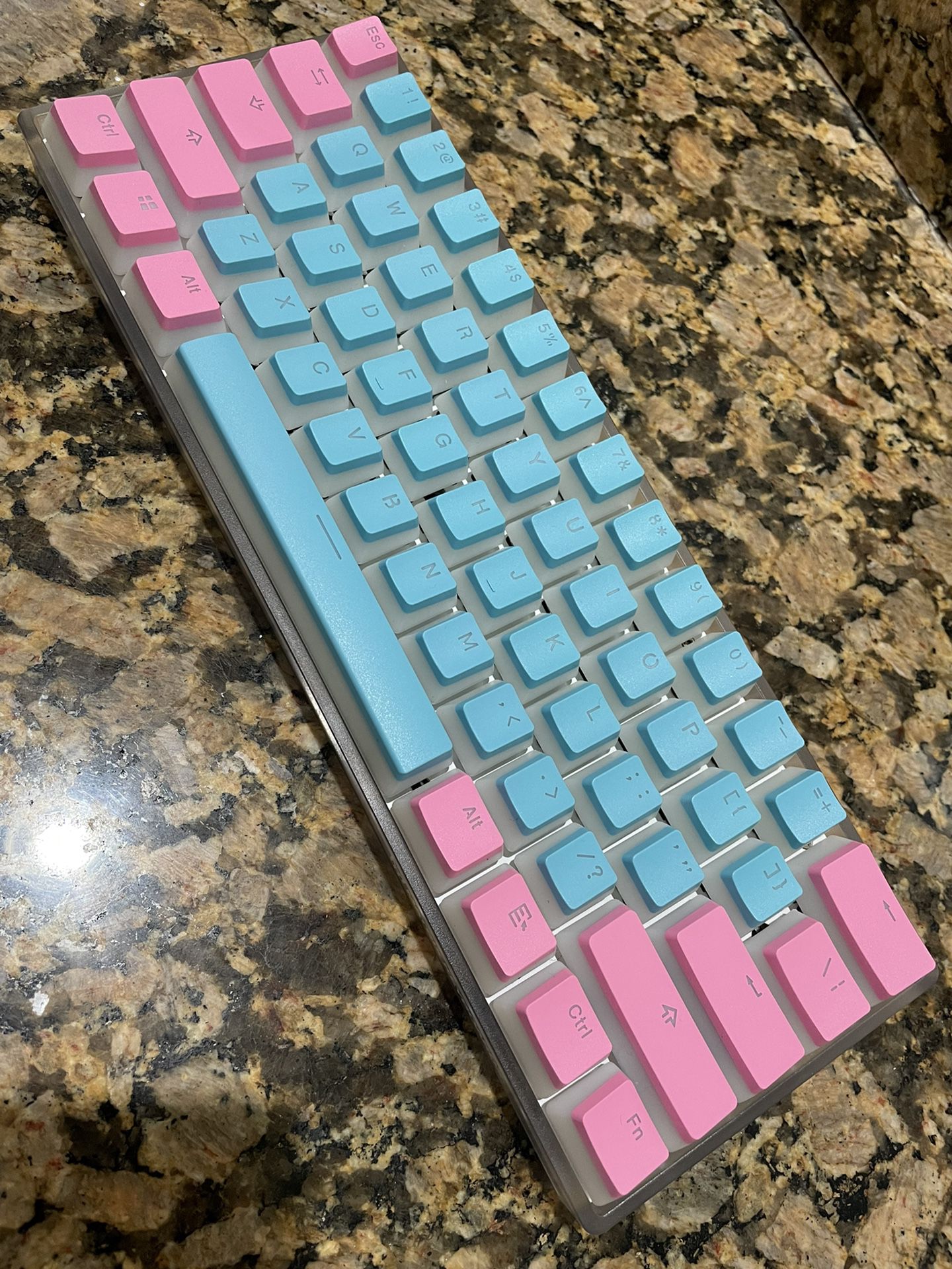 CLIX’s Cotton Candy  Blue Keyboard / Yellow Switch