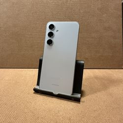 Samsung Galaxy S24 White 5g Att or Cricket 