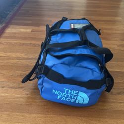 Northface  Basecamp Duffle. Backpack. Sm. 50l