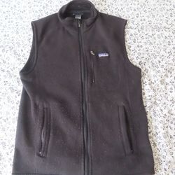 Patagonia Mens Black Better Sweater Fleece Vest Size Medium 25(contact info removed) vintage