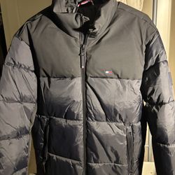 Tommy hilfiger puffer jacket 