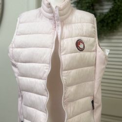 Woman’s Pink puffer Vest 
