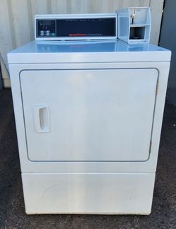 Refurbished Speed Queen SDGT09WF Coin-Operated Front-Load Gas Dryer