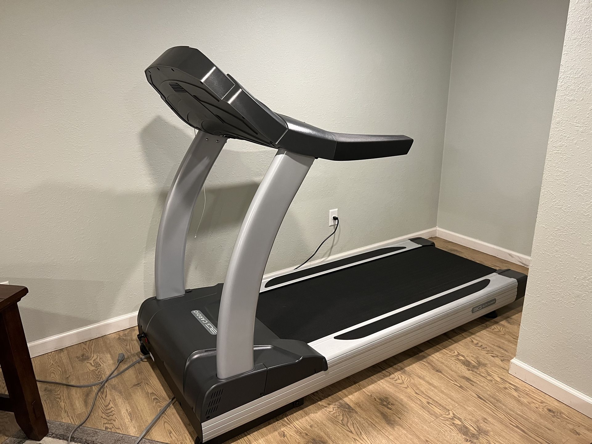 3G Cardio Elite Treadmill 