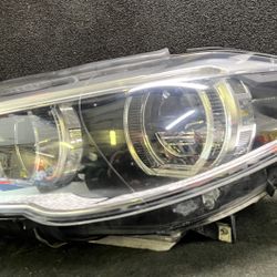 2014-16 BMW M5 OEM Driver Side Xenon Headlight…