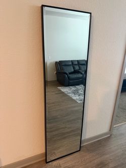 Floor mirror