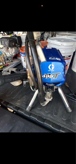 Like new Graco Low Boy lowboy airless paint sprayer