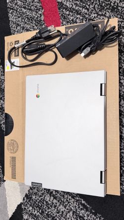 LENOVO Chromebook C340-11 11.6" HD Touchscreen Celeron