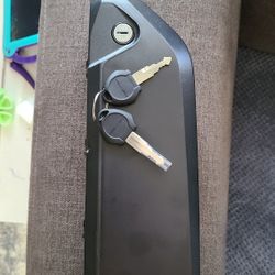 Brand New 36v Ebike Battery W/2 Keys