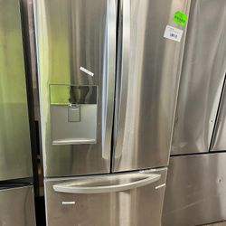 LG LFDSS 30 in. W 22 cu. ft. French Door Refrigerator