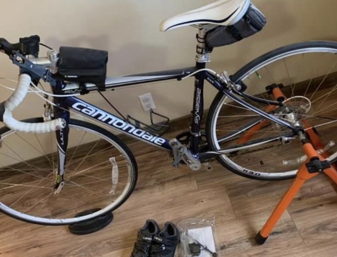 CANNONDALE SYNAPSE ROADBIKE FOR SALE!!!