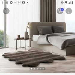 Mon Chateau Lux Faux Fur Area Rug 5.3 X5.10 